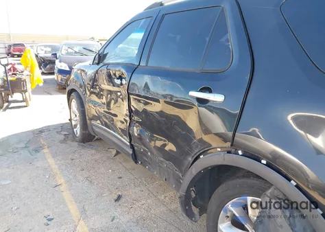 2011 Ford Explorer Xlt z USA, uszkodzony, nr VIN 1FMHK7D85BGA50839